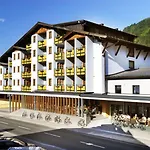 Dips&drops - The First Bike And Hub 4* Flachau