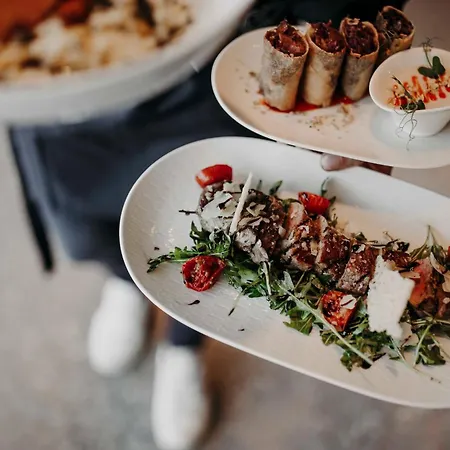 Dips&drops - The First Bike And Hub Flachau