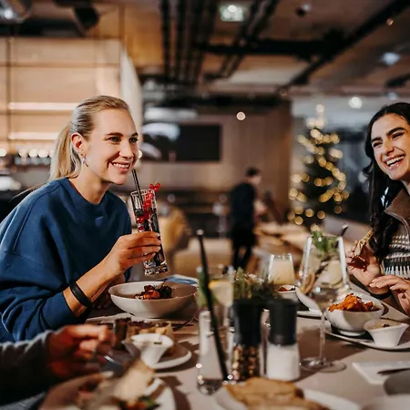 Dips&drops - The First Bike And Hub 酒店 弗拉绍