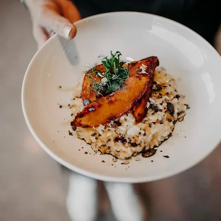 Dips&drops - The First Bike And Hub