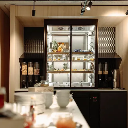 Dips&drops - The First Bike And Hub Flachau