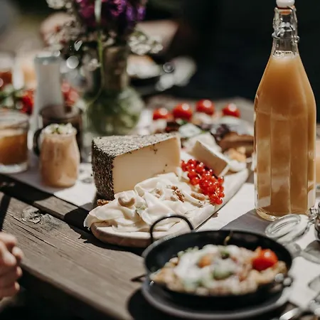 Dips&drops - The First Bike And Hub Flachau