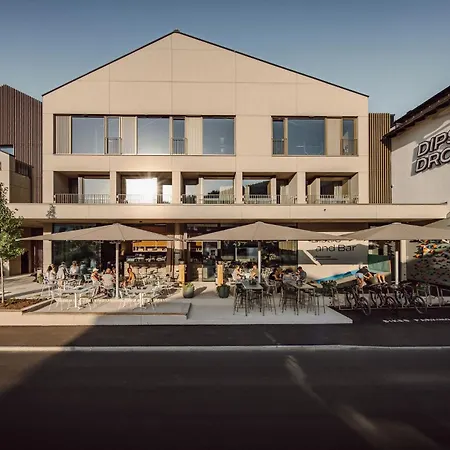 Dips&drops - The First Bike And Hub 4* 弗拉绍