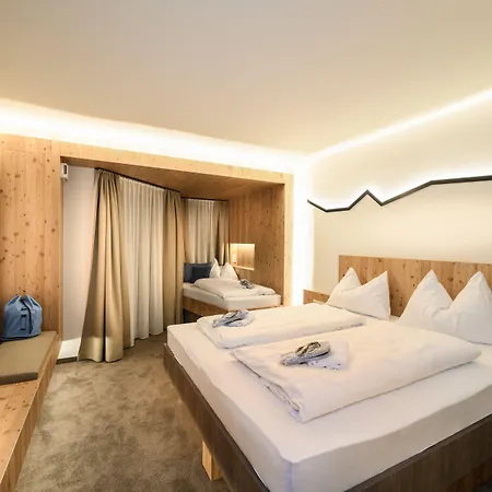 Hotel Dips&drops - The First Bike And Hub