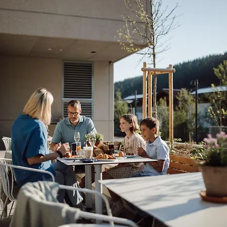 Hotel Dips&drops - The First Bike And Hub 4*