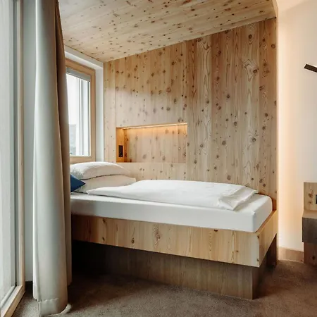 Hotel Dips&drops – The First Bike And Hub 4*