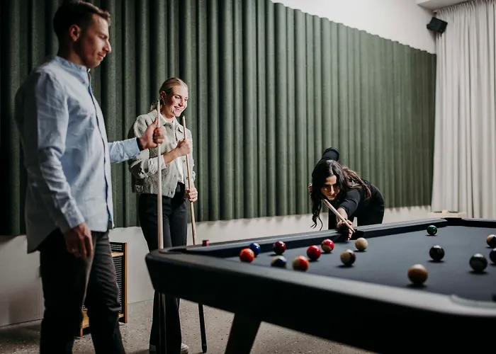 Dips&drops - The First Bike And Hub 4*