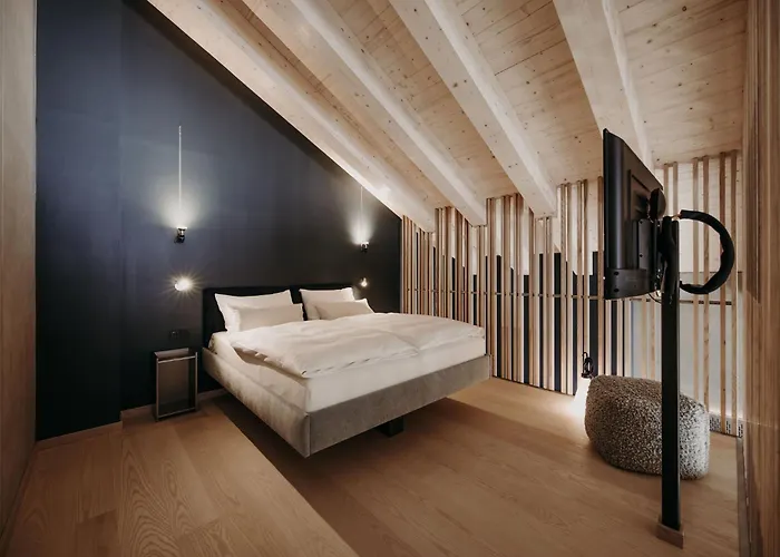 Dips&drops - The First Bike And Hub 4*