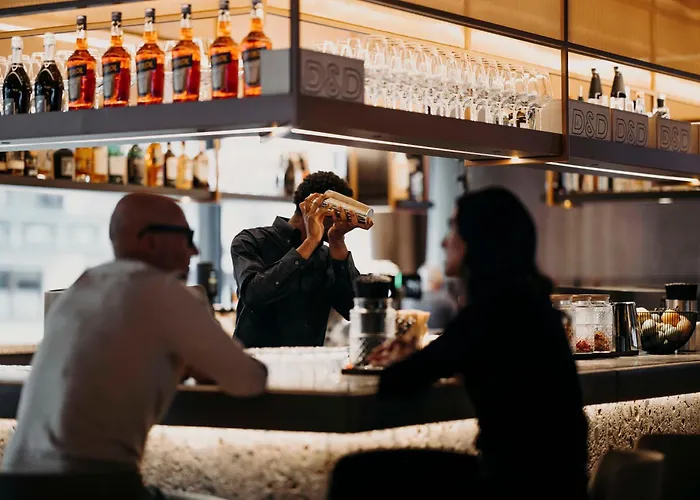 Dips&drops - The First Bike And Hub Hotel