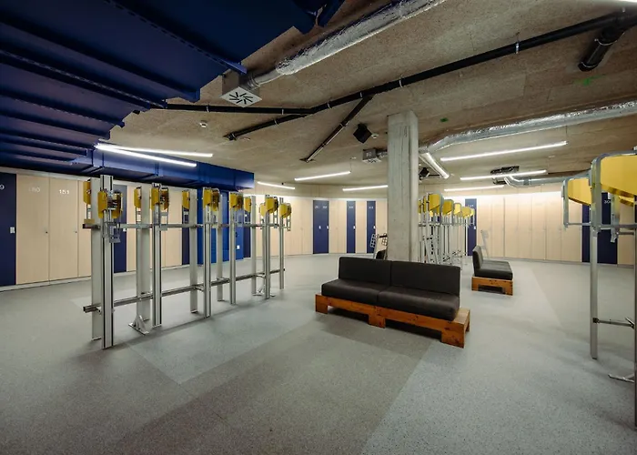 Dips&drops - The First Bike And Hub Hotel