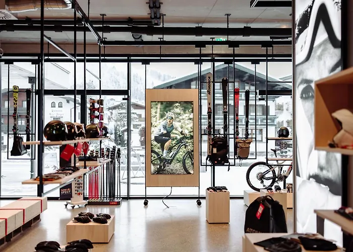 Hotel Dips&drops - The First Bike And Hub 4*