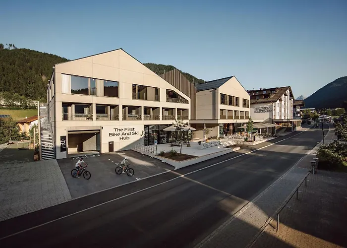 Dips&drops - The First Bike And Hub Φλαχάου