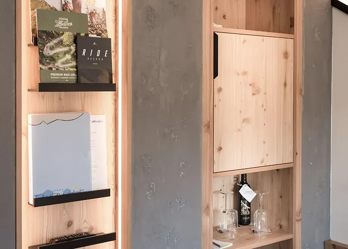 Dips&drops - The First Bike And Hub