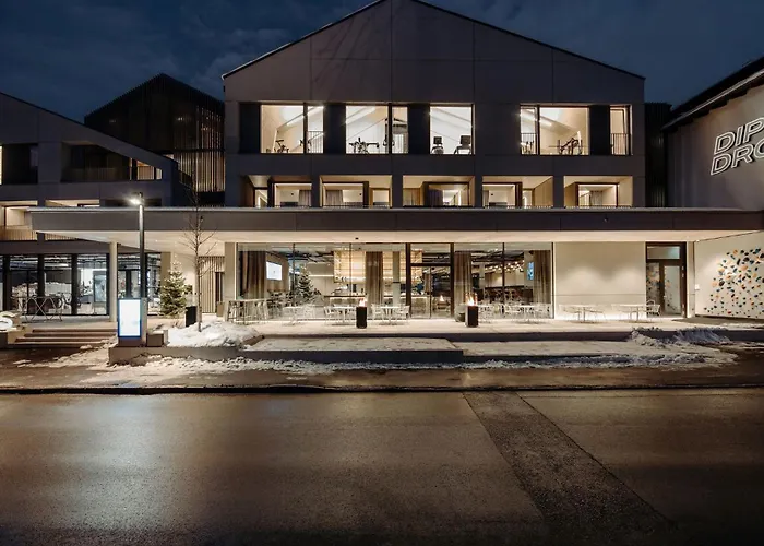 Dips&drops - The First Bike And Hub 4*